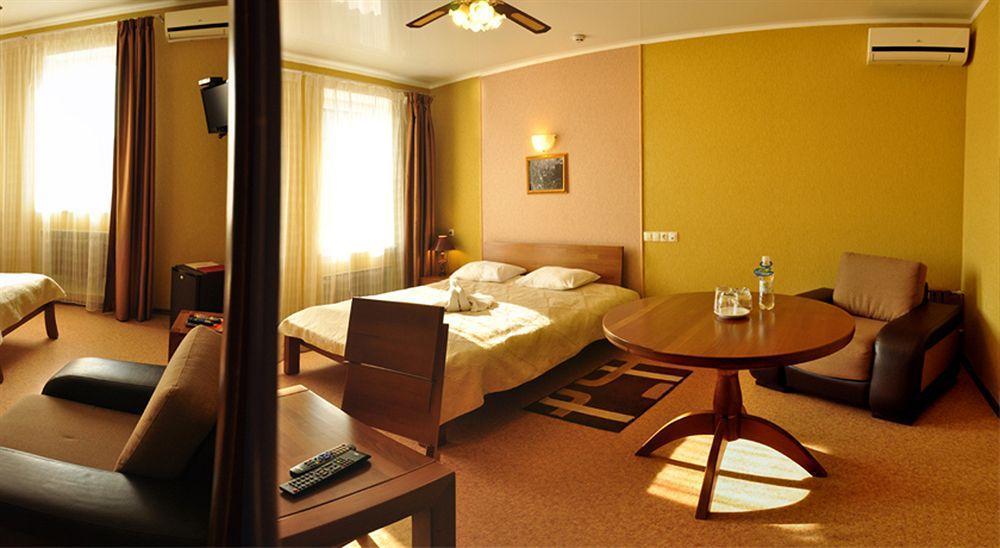Hotel An-2 Kharkiv Extérieur photo