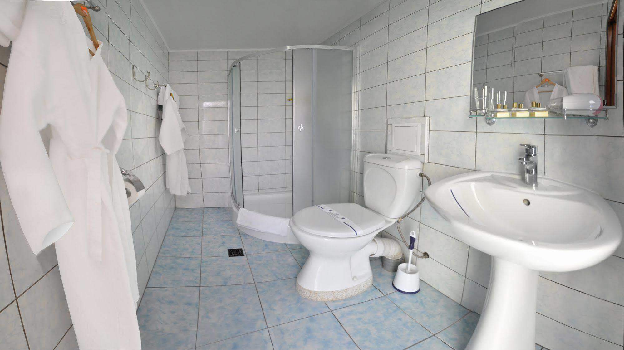 Hotel An-2 Kharkiv Extérieur photo