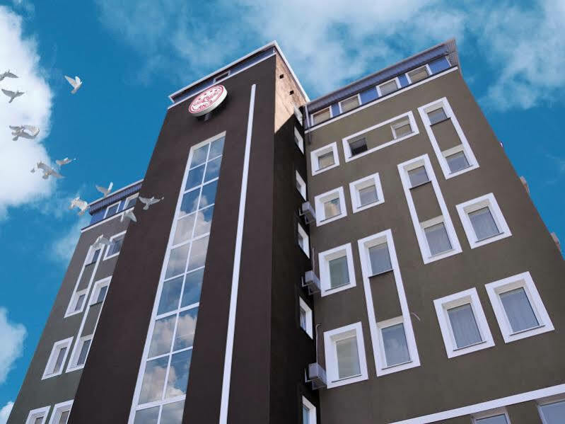 Hotel An-2 Kharkiv Extérieur photo